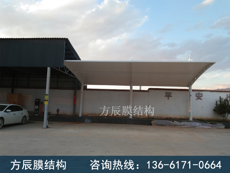 云南省麗江市永勝縣大巴車充電樁車棚工程