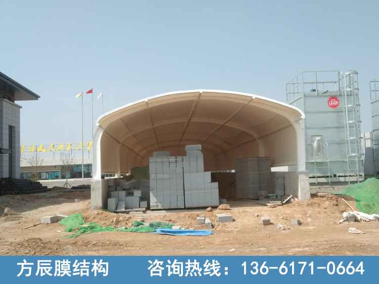 陜西省西咸新區(qū)秦漢新城天馬城文化旅游發(fā)展有限公司運動員中心EPC工程下車道入口膜結(jié)構(gòu)雨棚